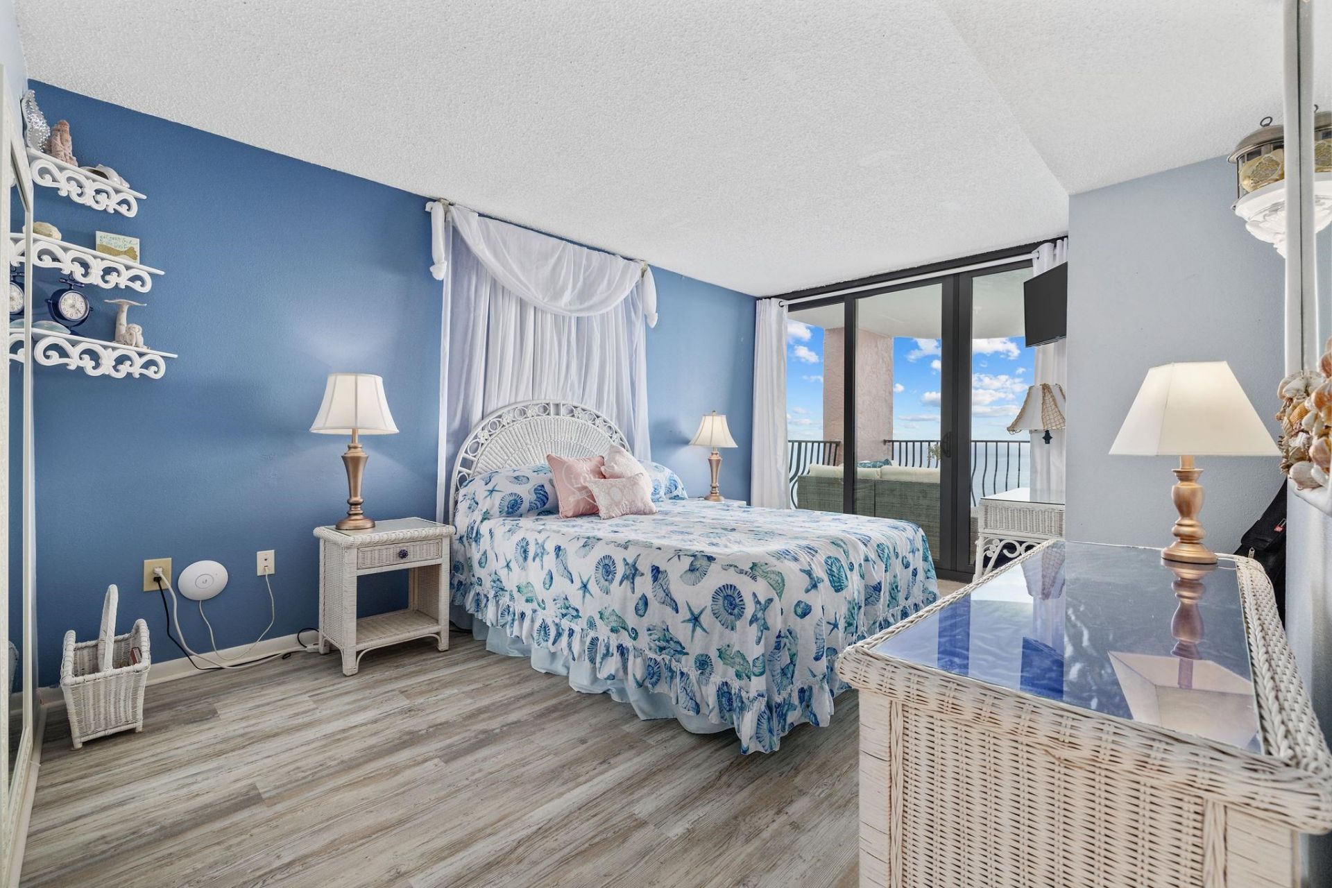 2500 N Ocean Blvd.  Photo 13