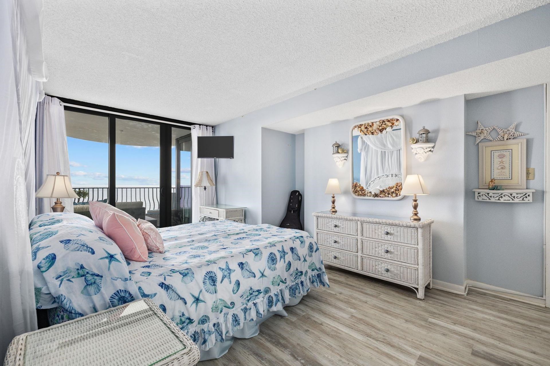 2500 N Ocean Blvd.  Photo 14