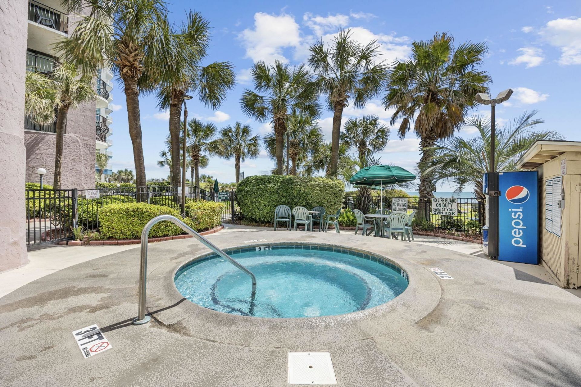 2500 N Ocean Blvd.  Photo 29