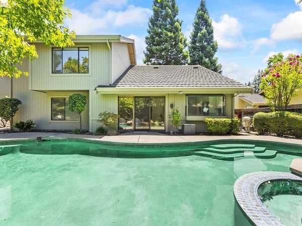 11321 Sutters Mill CIR, Rancho Cordova, CA 95670