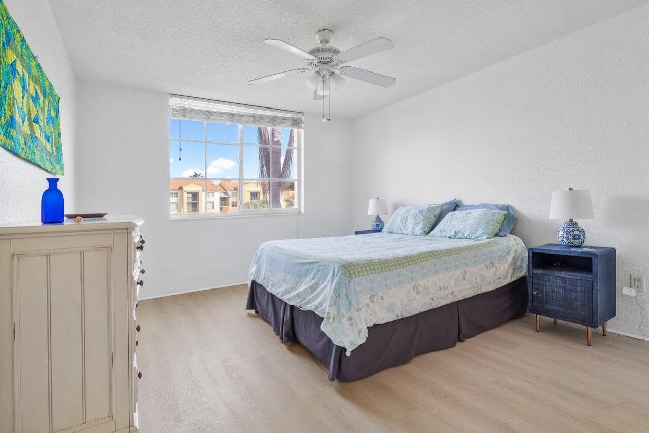 157 Yacht Club Way, Unit 206, Hypoluxo, FL 33462 Photo