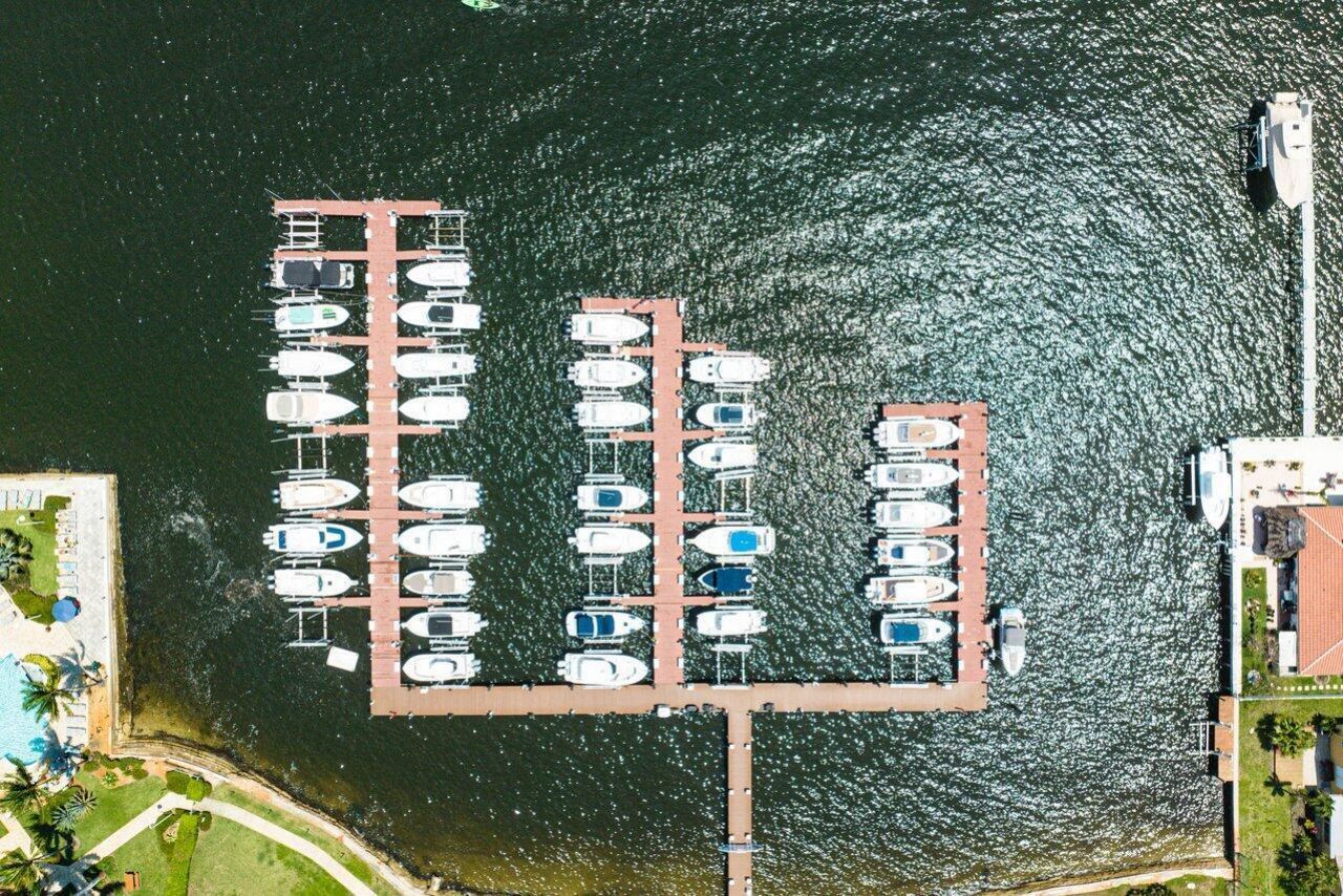 157 Yacht Club Way, Unit 206, Hypoluxo, FL 33462 Photo