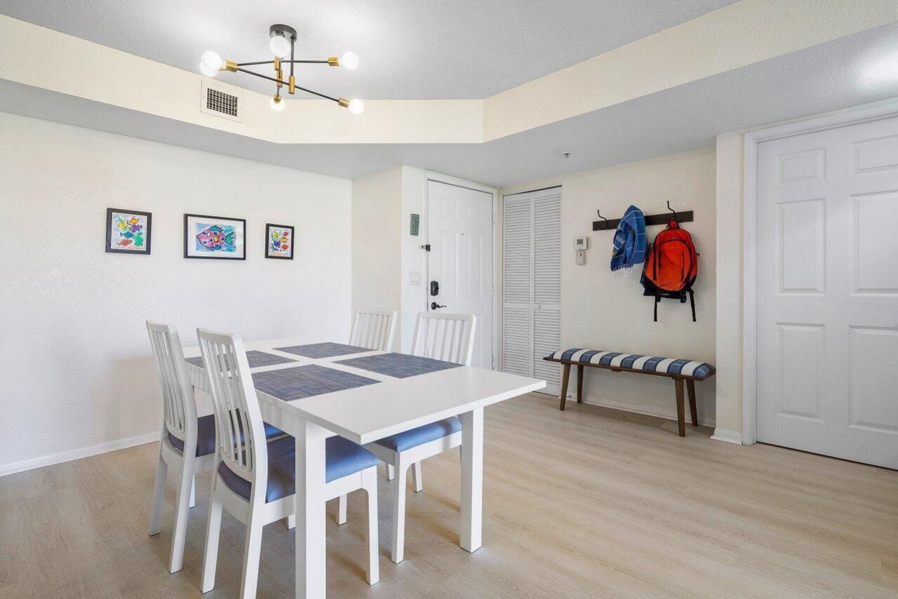 157 Yacht Club Way, Unit 206, Hypoluxo, FL 33462 Photo