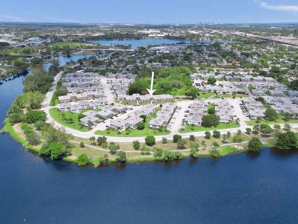 3120 Cynthia Lane, Unit 207, Lake Worth Beach, FL 33461