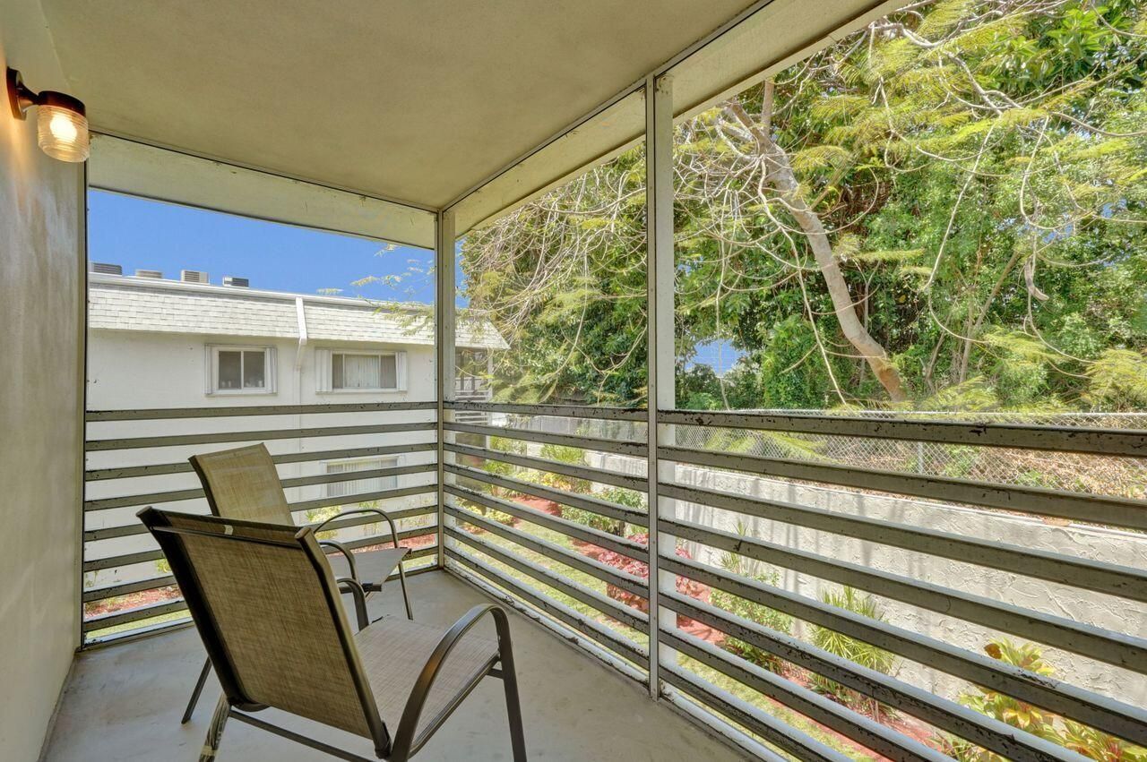 3120 Cynthia Lane, Unit 207, Lake Worth Beach, FL 33461 Photo