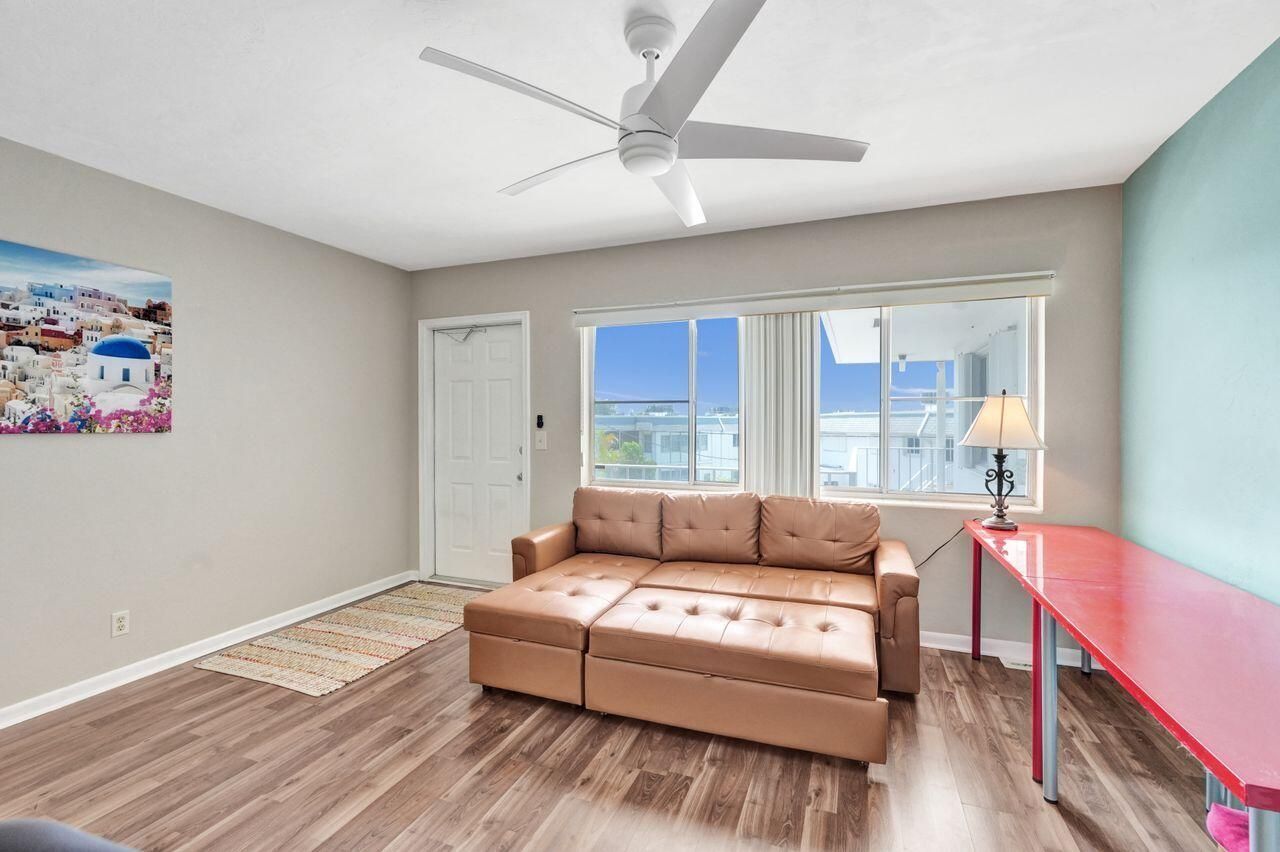 3120 Cynthia Lane, Unit 207, Lake Worth Beach, FL 33461 Photo