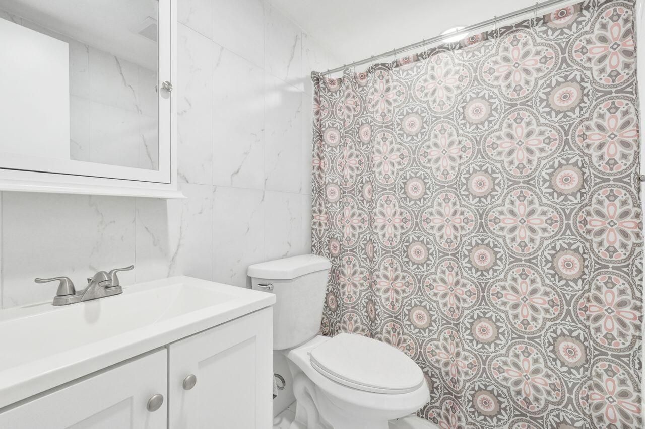 3120 Cynthia Lane, Unit 207, Lake Worth Beach, FL 33461 Photo