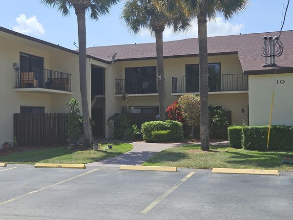 2050 Oleander Boulevard, Fort Pierce, FL 34950