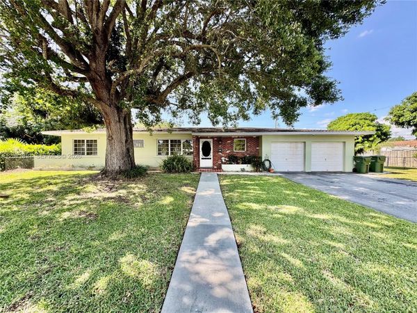 434 NW 20th St , Homestead, FL 33030
