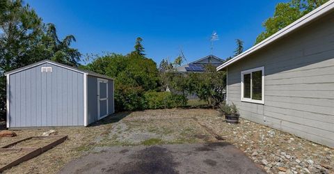 12113 Griffin Way, Auburn, CA 95602 Photo