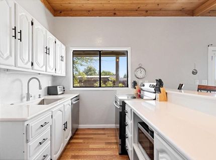 12113 Griffin Way, Auburn, CA 95602 Photo