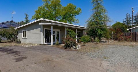 12113 Griffin Way, Auburn, CA 95602 Photo