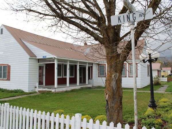 602 W King Ave, Chewelah, WA 99109