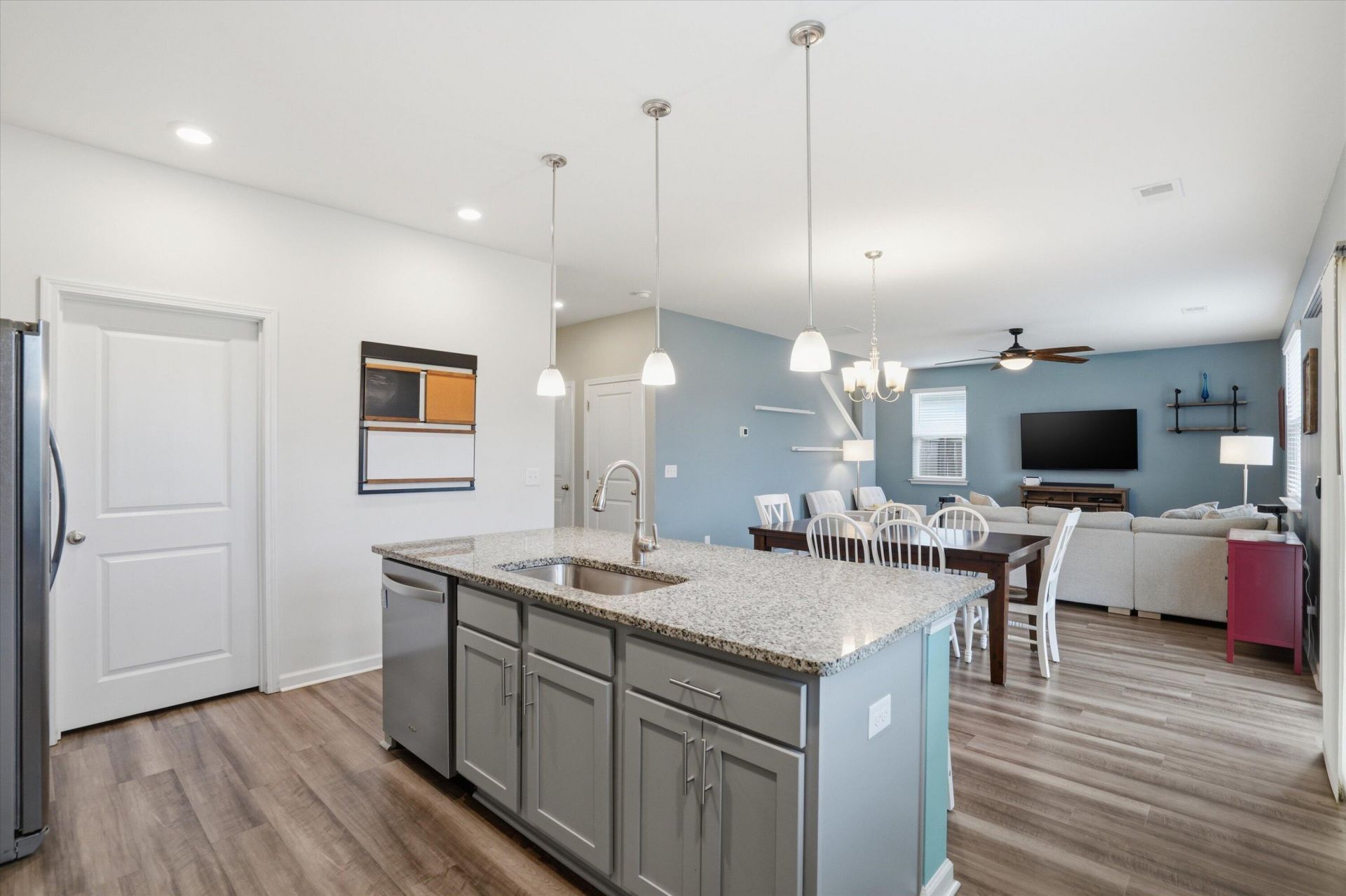 597 Wayton Circle Photo 10