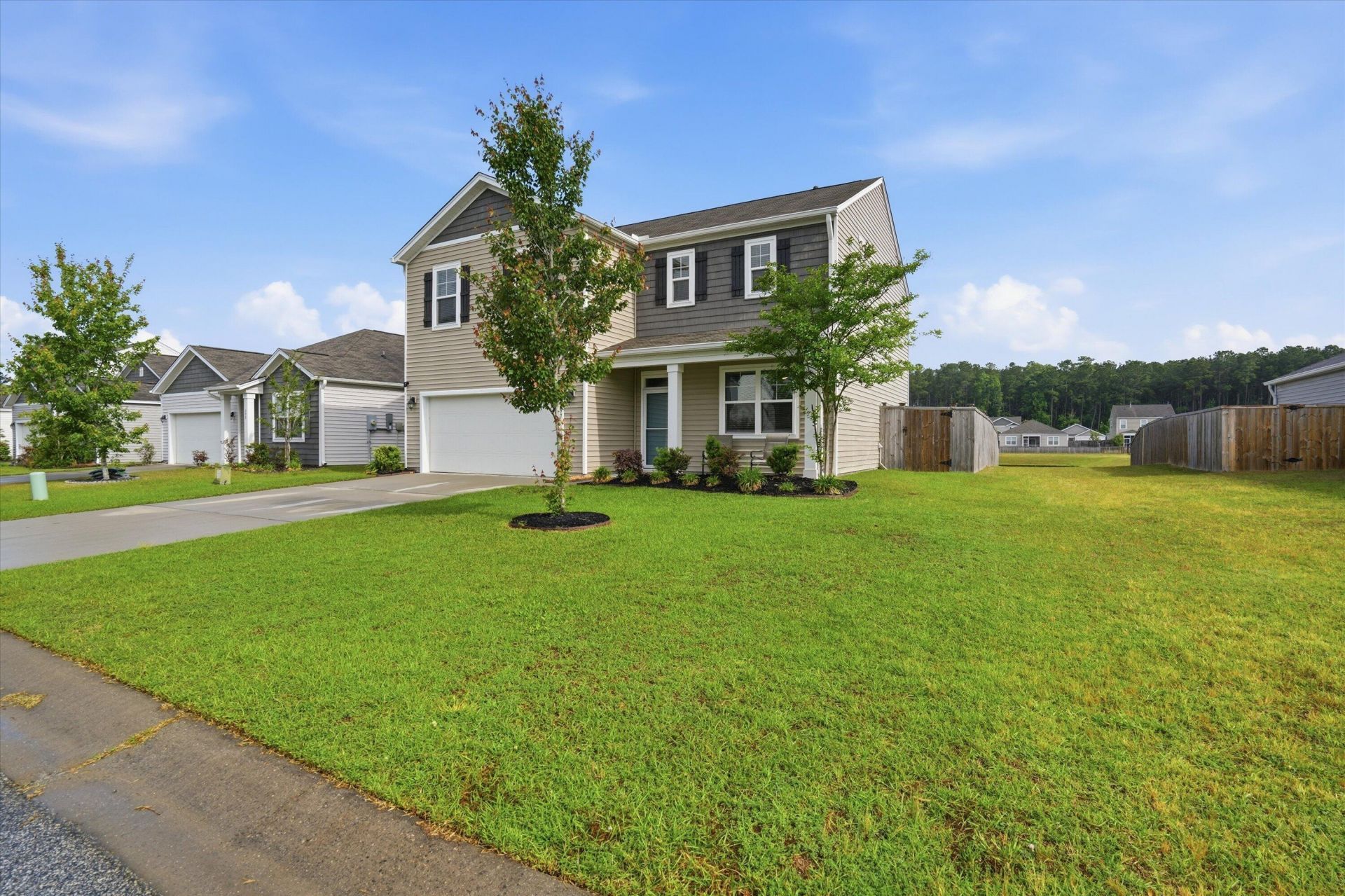 597 Wayton Circle Photo 2