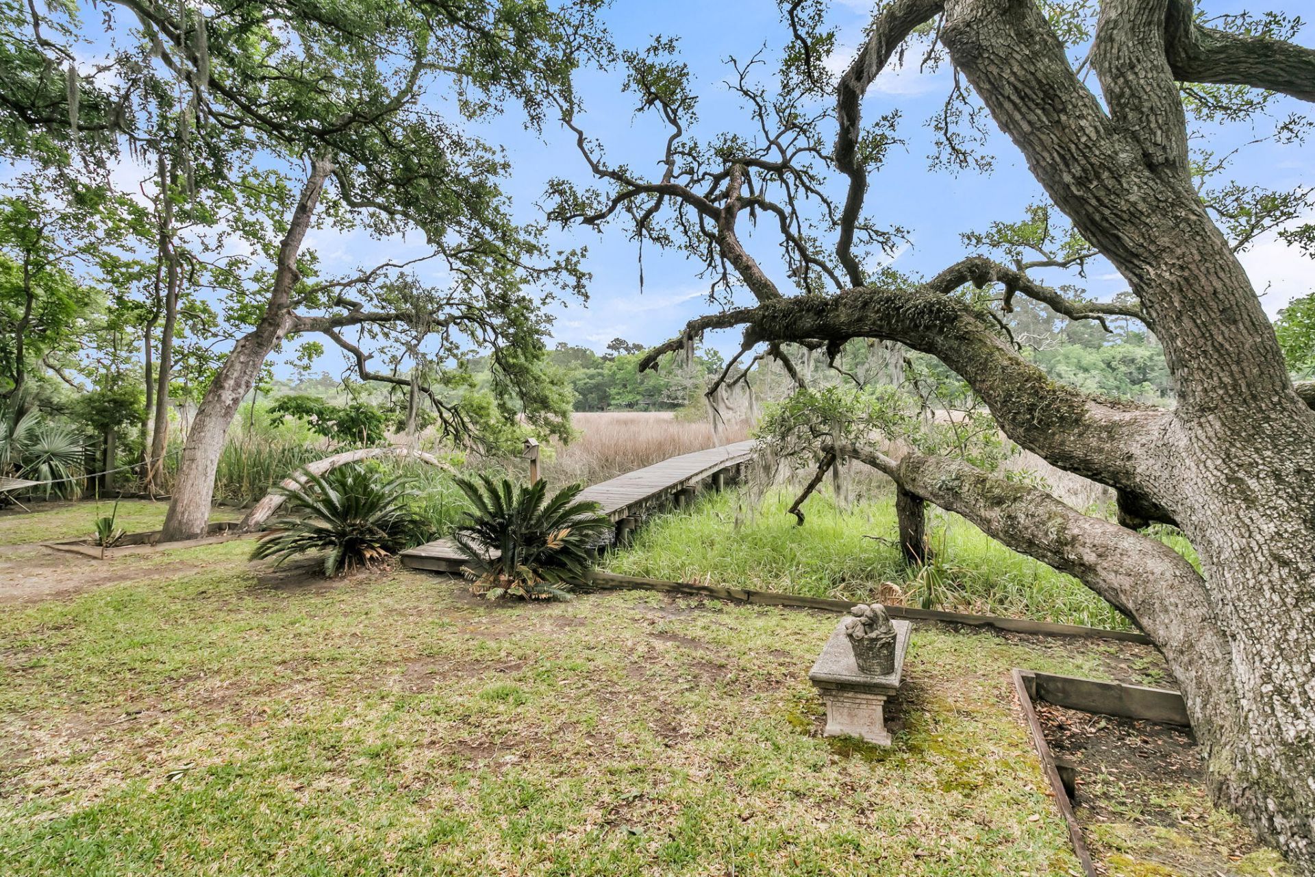 2044 Marsh Flower Lane Photo 41