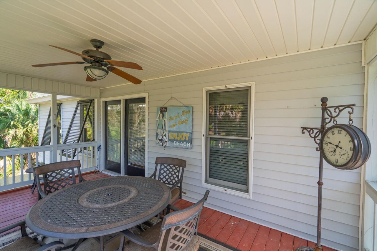 864 Club Cottage Road Photo 29