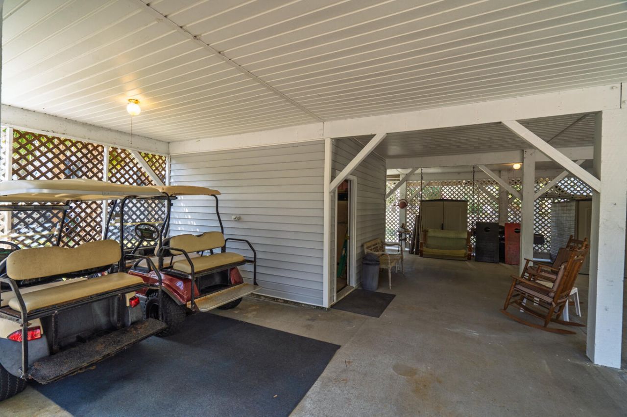 864 Club Cottage Road Photo 30