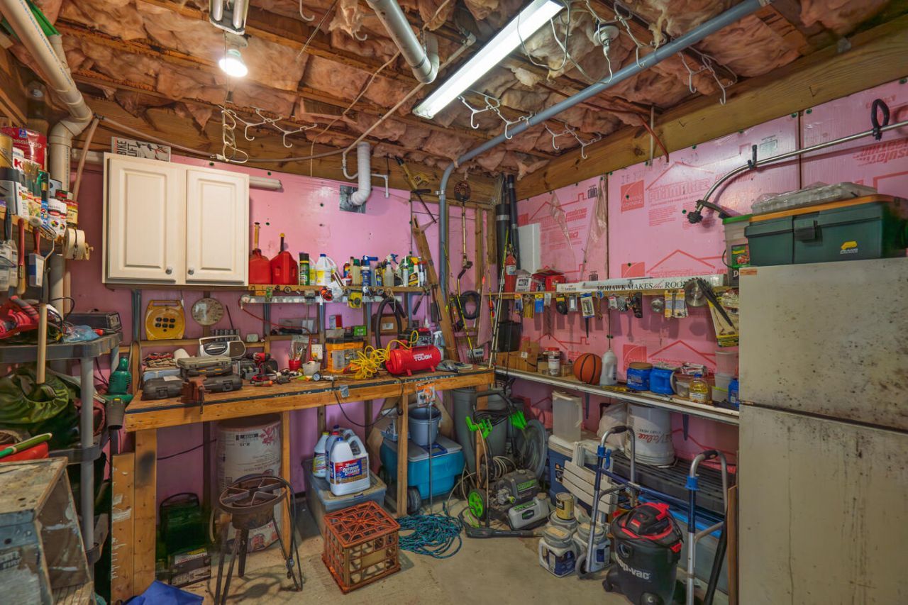 864 Club Cottage Road Photo 32