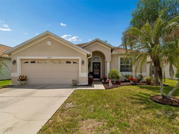 4027 LANGDRUM DRIVE , WESLEY CHAPEL, FL 33543