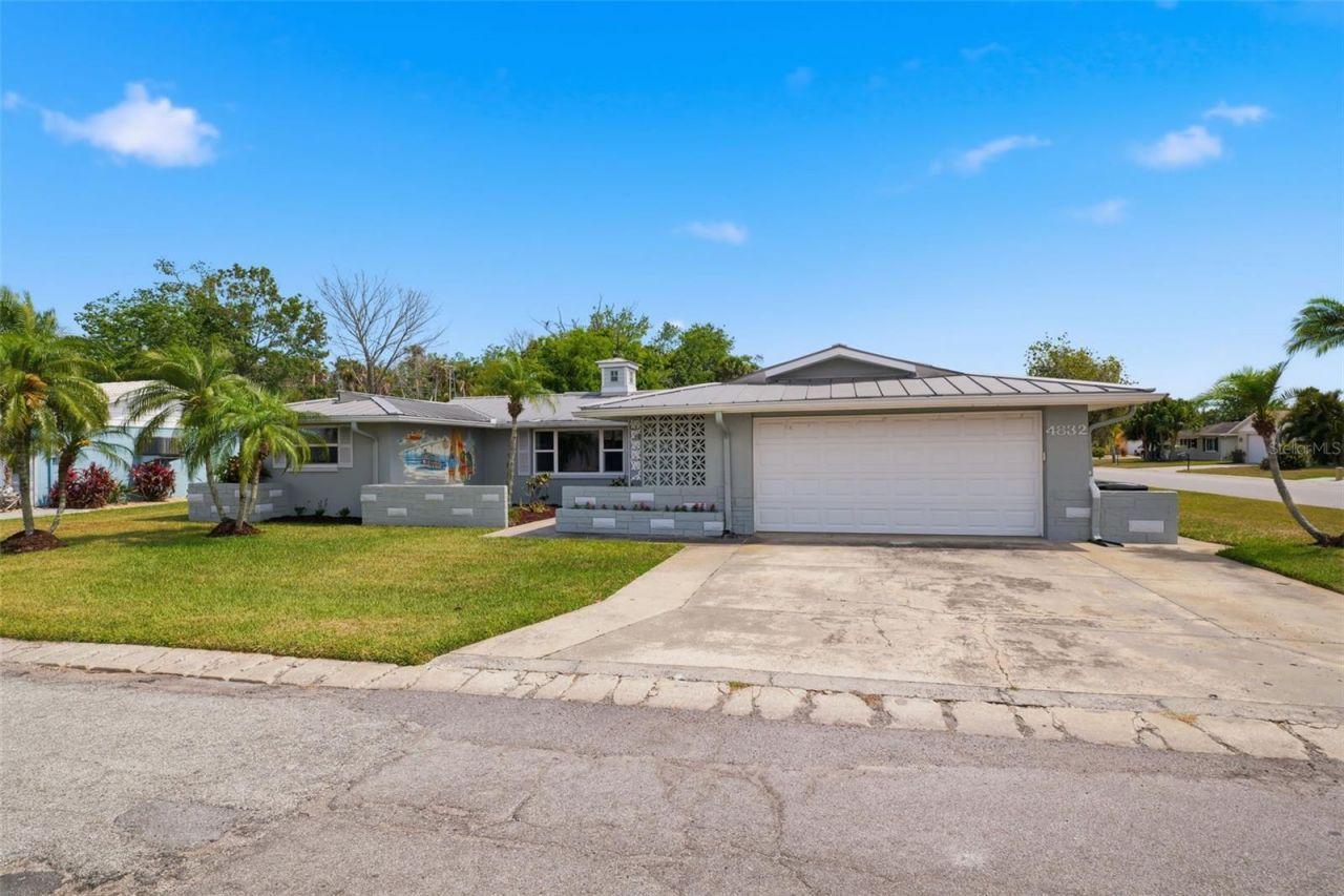 4832 Shell Stream Boulevard, New Port Richey, FL 34652 Photo
