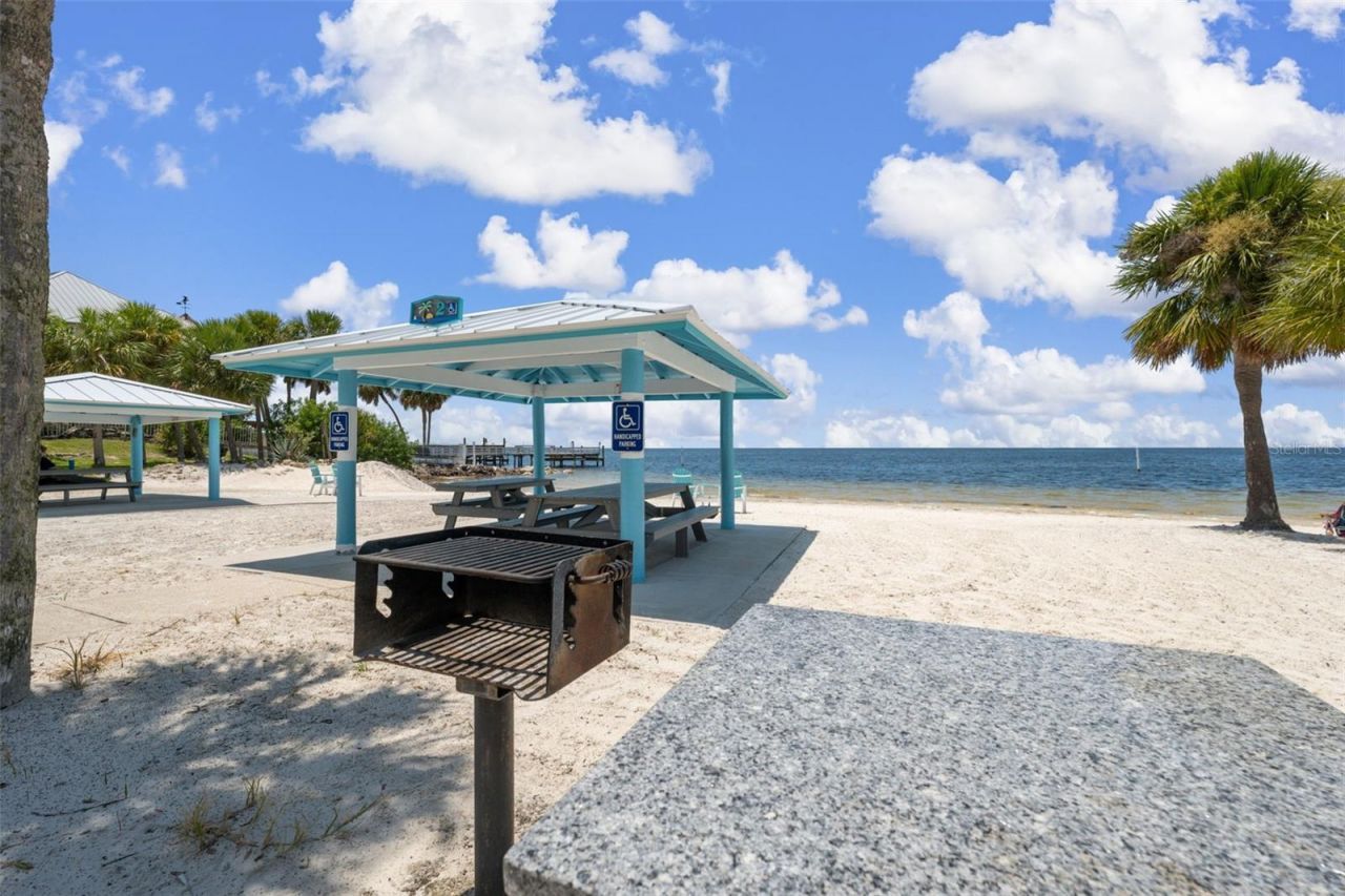 4832 Shell Stream Boulevard, New Port Richey, FL 34652 Photo