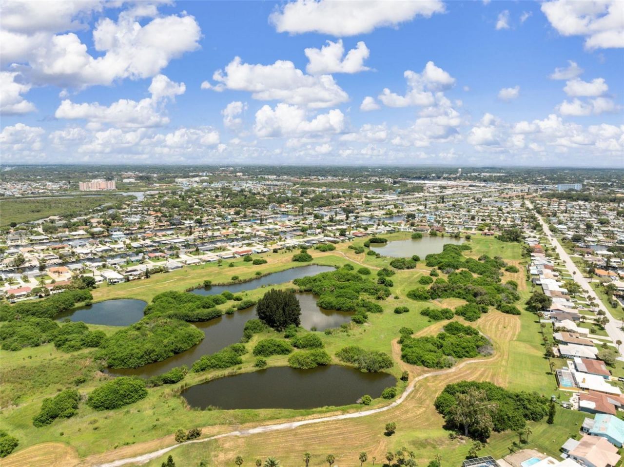 4832 Shell Stream Boulevard, New Port Richey, FL 34652 Photo