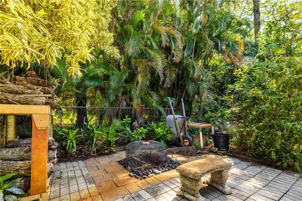 8164 Harrisburg Dr , Fort Myers, FL 33967 Photo