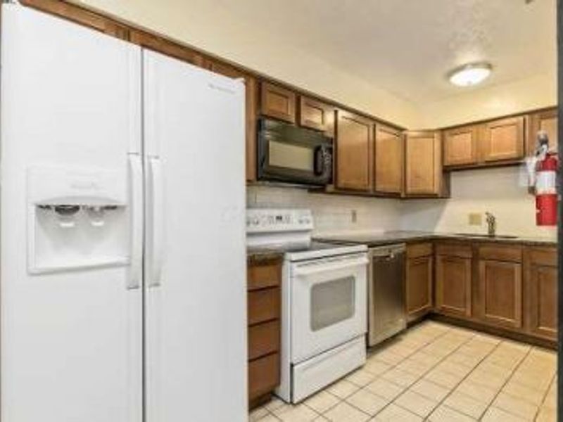 65 E 18th Avenue, Columbus, OH 43201 Photo 6
