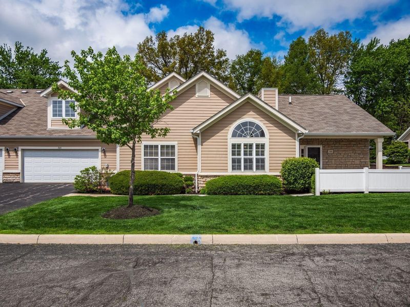 364 Cover Place, Columbus, OH 43235 Photo 1