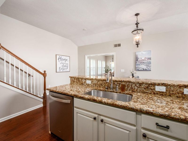 364 Cover Place, Columbus, OH 43235 Photo 25