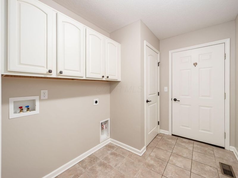 364 Cover Place, Columbus, OH 43235 Photo 37