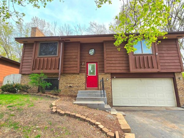 1012 104th Avenue NW, Coon Rapids, MN 55433