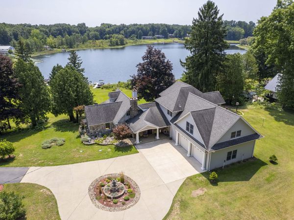 15797 Hillside Drive, Vandalia, MI 49095