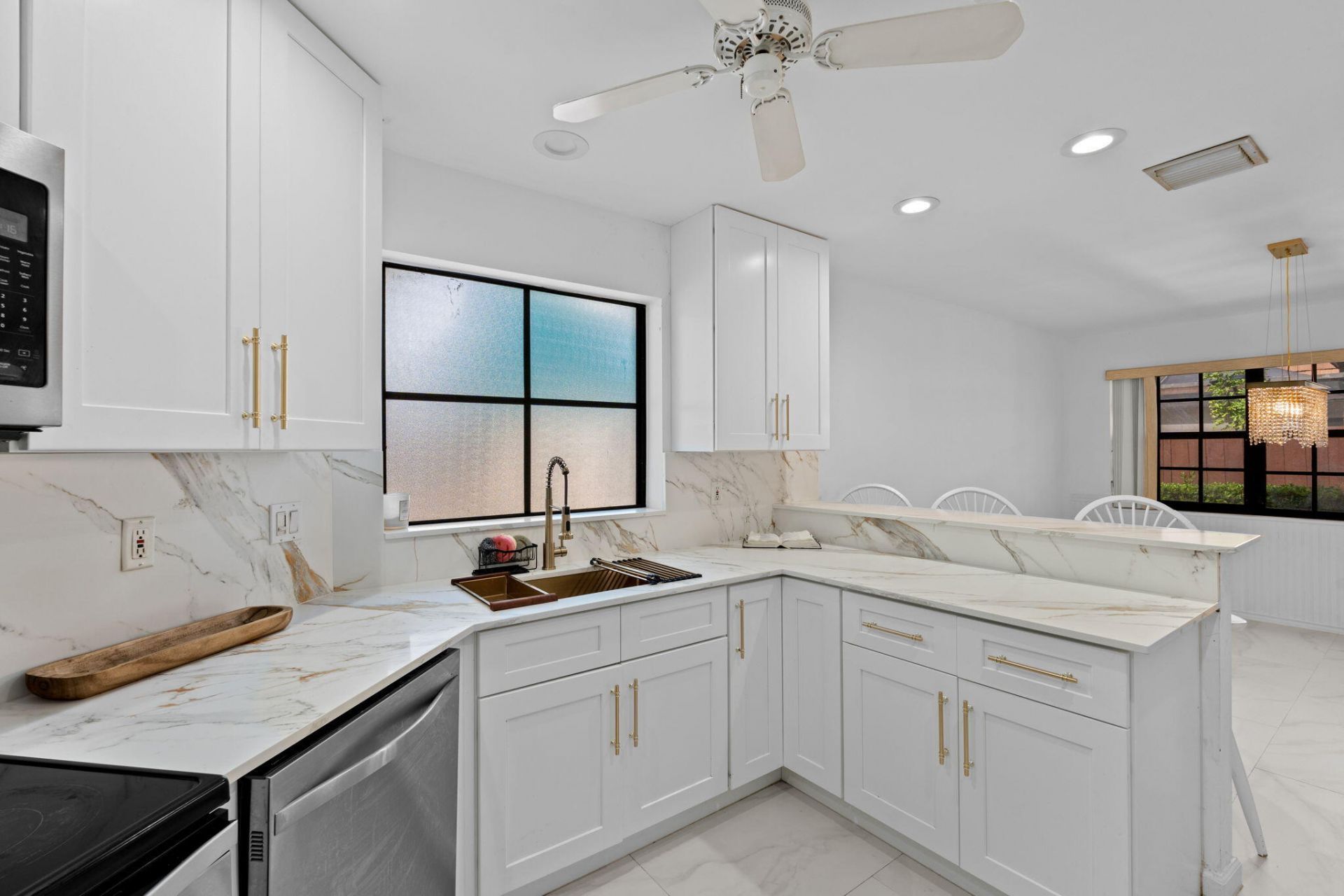 111 Weybridge Circle, Royal Palm Beach, FL 33411 Photo