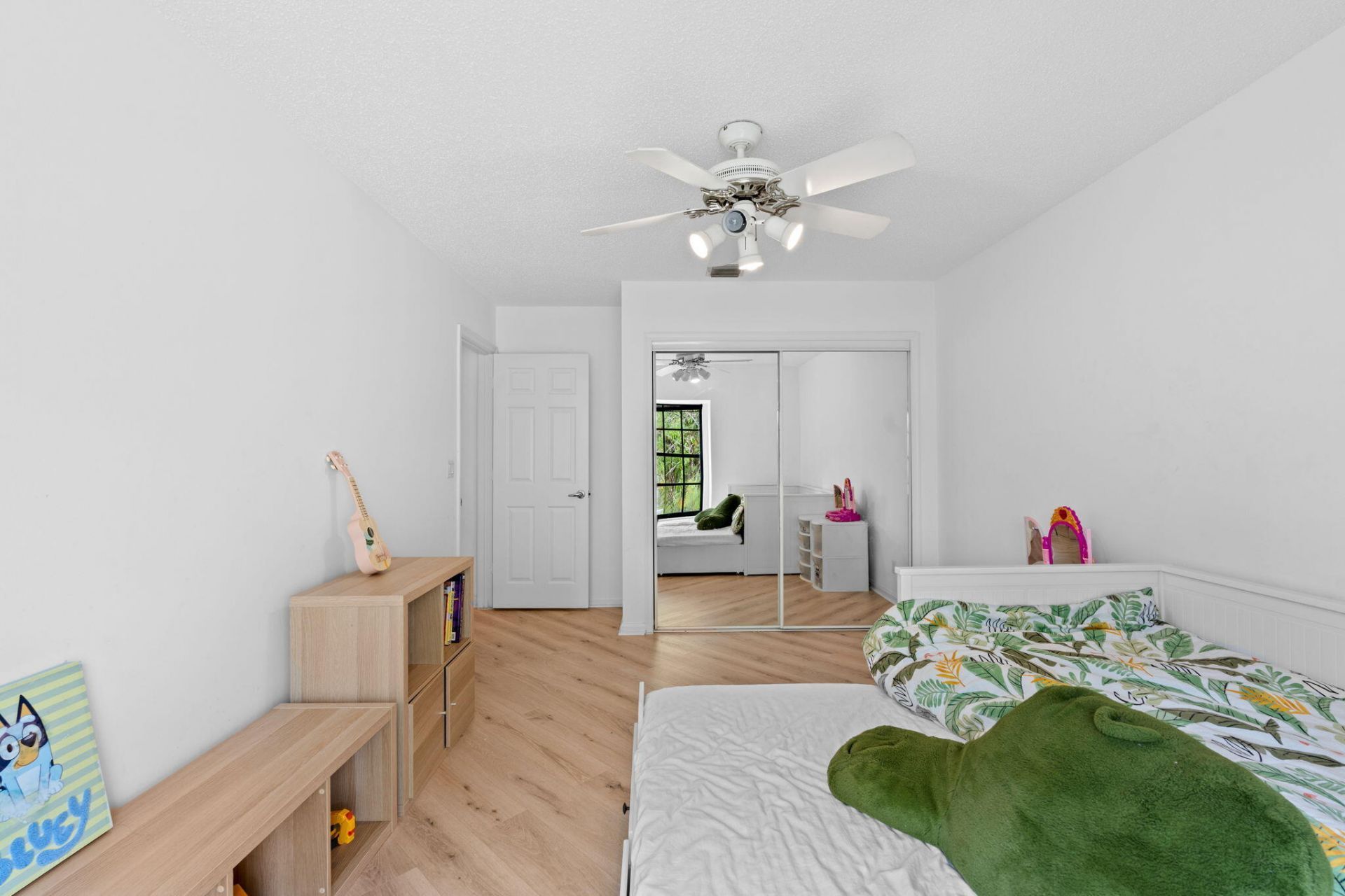 111 Weybridge Circle, Royal Palm Beach, FL 33411 Photo