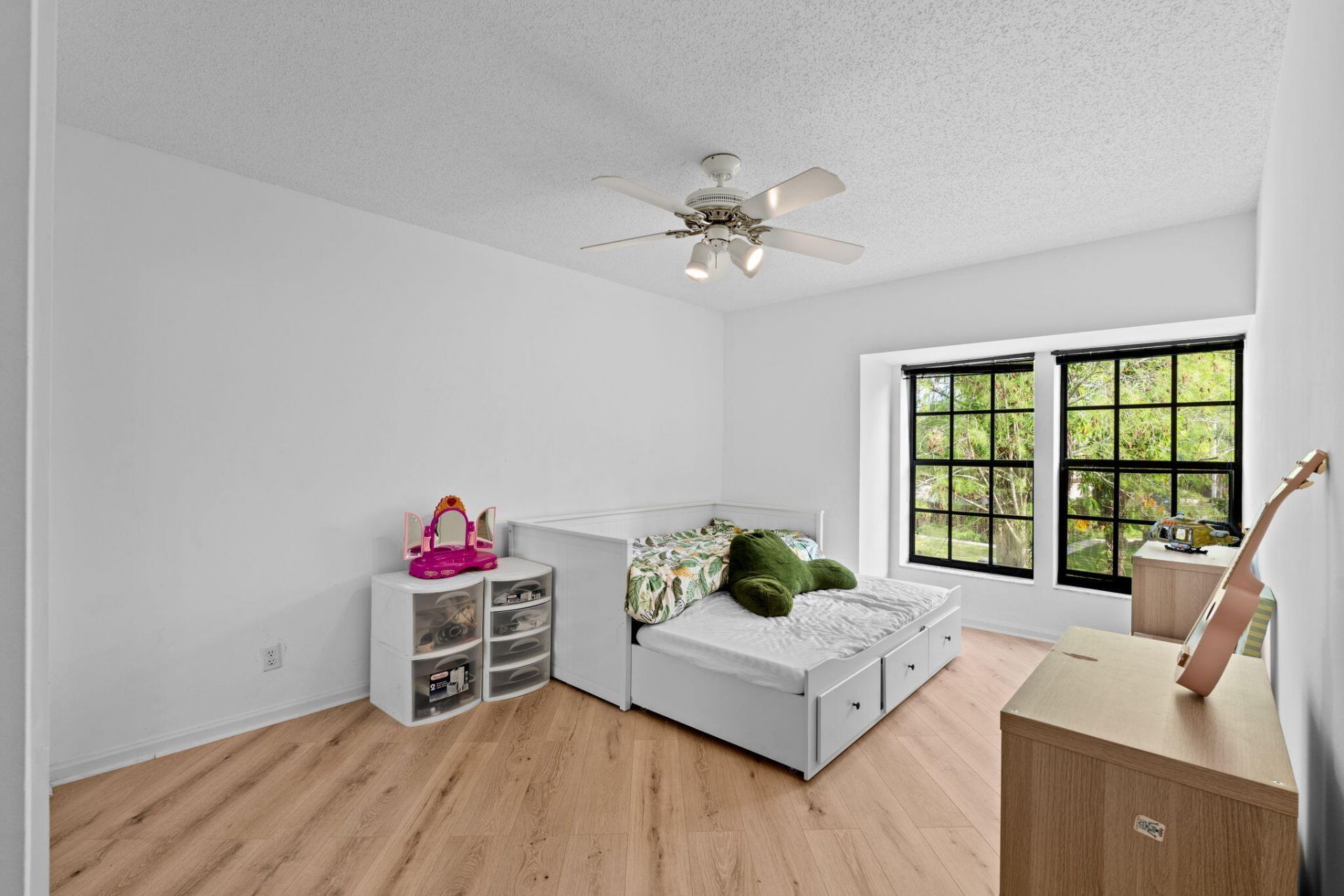 111 Weybridge Circle, Royal Palm Beach, FL 33411 Photo