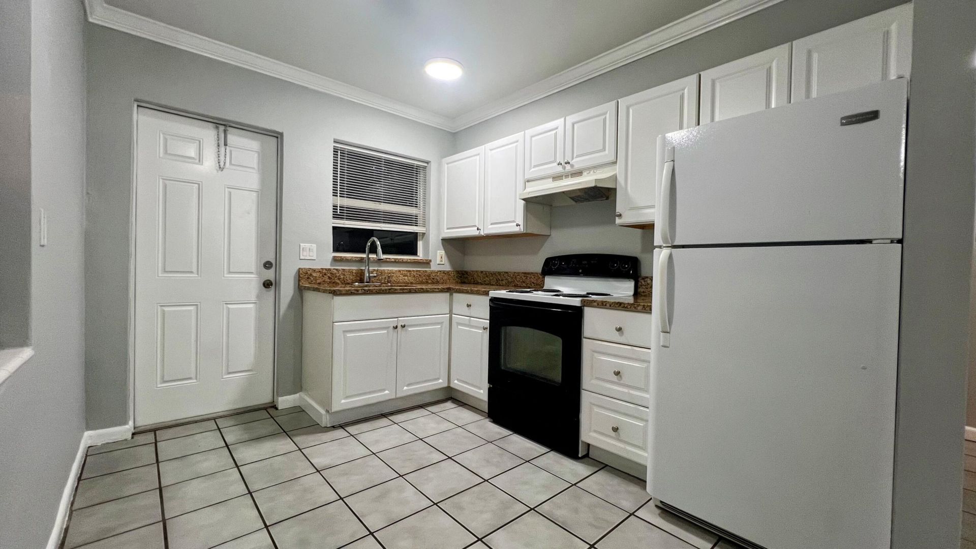 1401 NE 15th Street, Unit 8, Fort Lauderdale, FL 33304 Photo