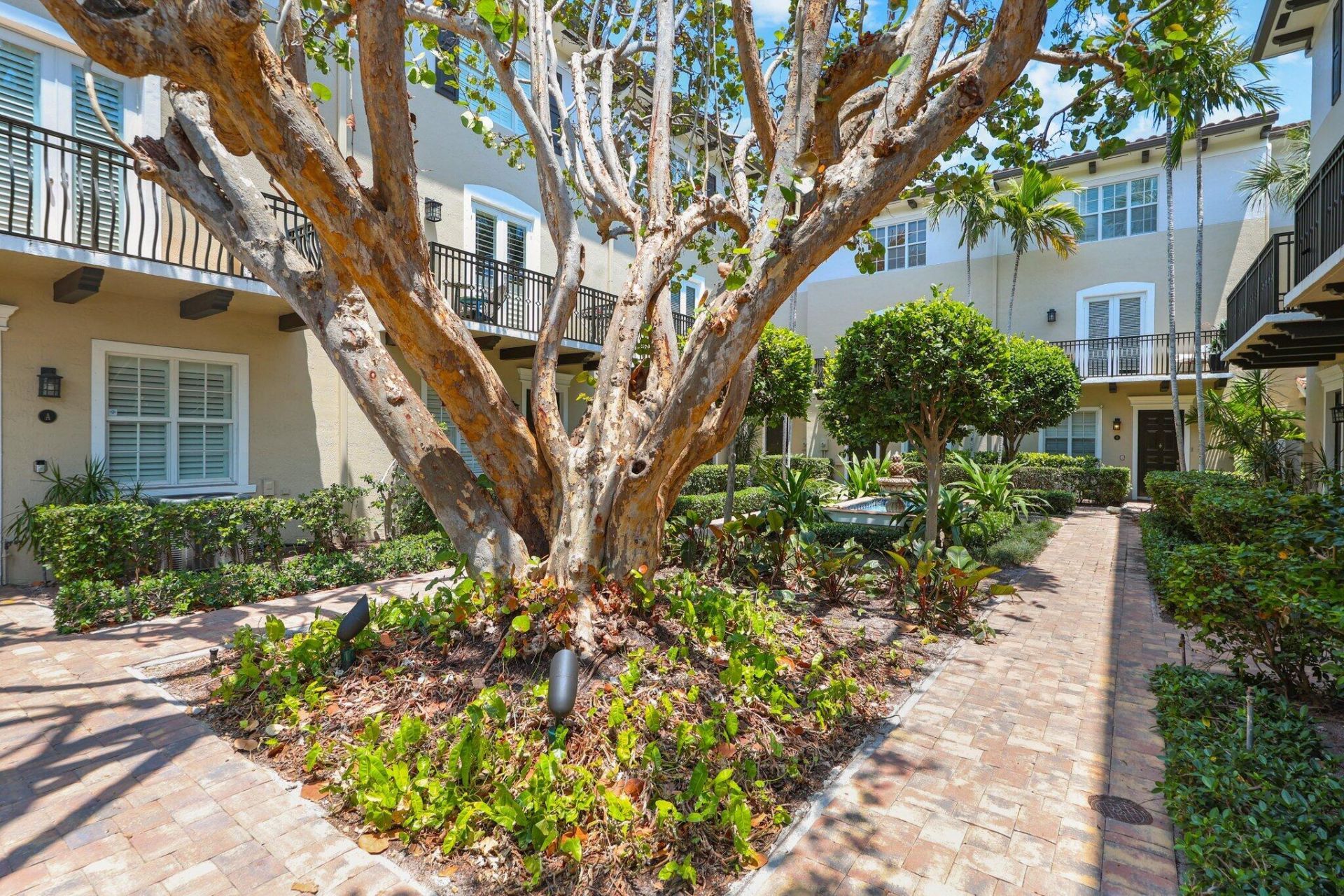 72 SE 6th Avenue, Unit H, Delray Beach, FL 33483 Photo