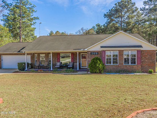 268 Pinehaven Drive, Raeford, NC 28376