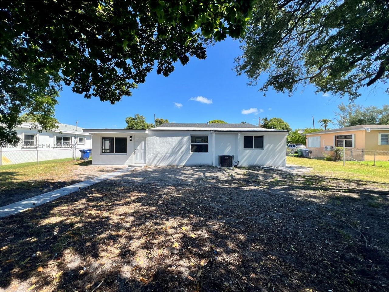 2370 NW 96th St, Miami, FL 33147 Photo