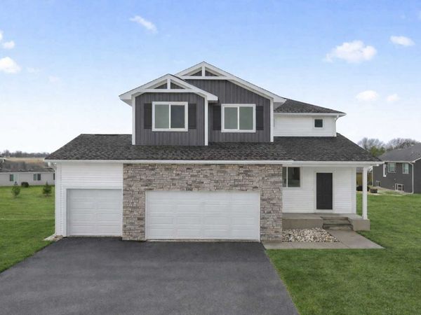 1337 Orchid Way, New Richmond, WI 54017