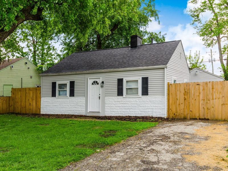 3237 E 12th Avenue , Columbus, OH 43219 Photo 3