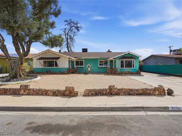 3256 Brentwood Street , Las Vegas, NV 89121
