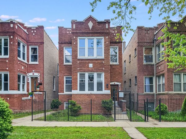 4947 N TROY Street, Chicago, IL 60625