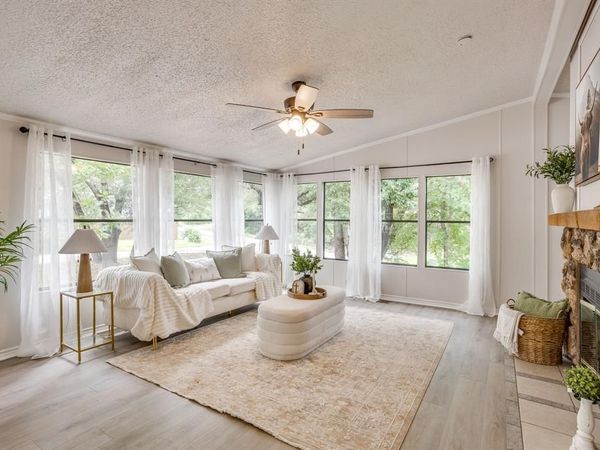 2600 Houston Court, Granbury, TX 76048
