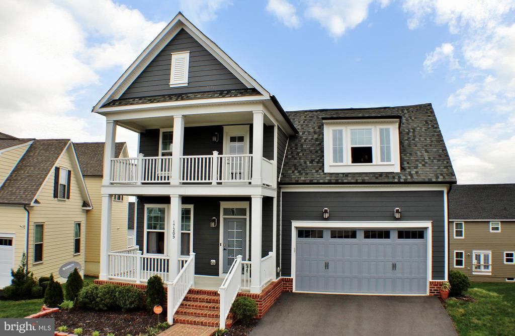 17209 Continental Drive, Dumfries, VA 22026 Main Photo