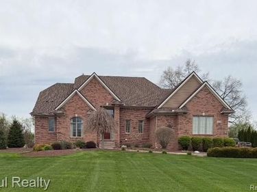 9924 Tuscany Valley Way, Salem Twp, MI 48178