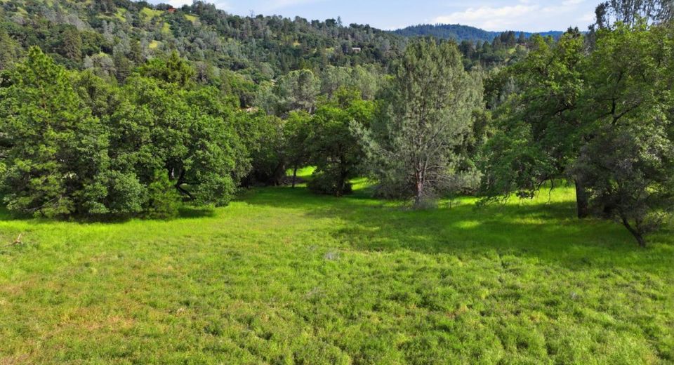 19371 Peyton Pl, Grass Valley, CA 95949 Photo