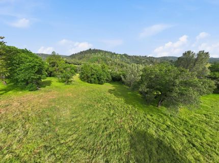19371 Peyton Pl, Grass Valley, CA 95949 Photo